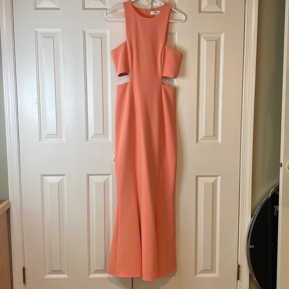 Likely Size 4 Peach Prom/Wedding Dress w/ Side Cutouts in EUC — Worn Once - Picture 1 of 11